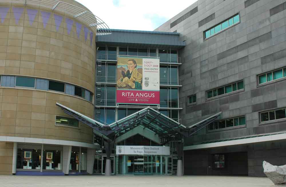 128 - Nueva Zelanda - Wellington, museo de N.Z.